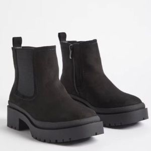 Torrid Chunky Chelsea Bootie faux suede black ankle boots